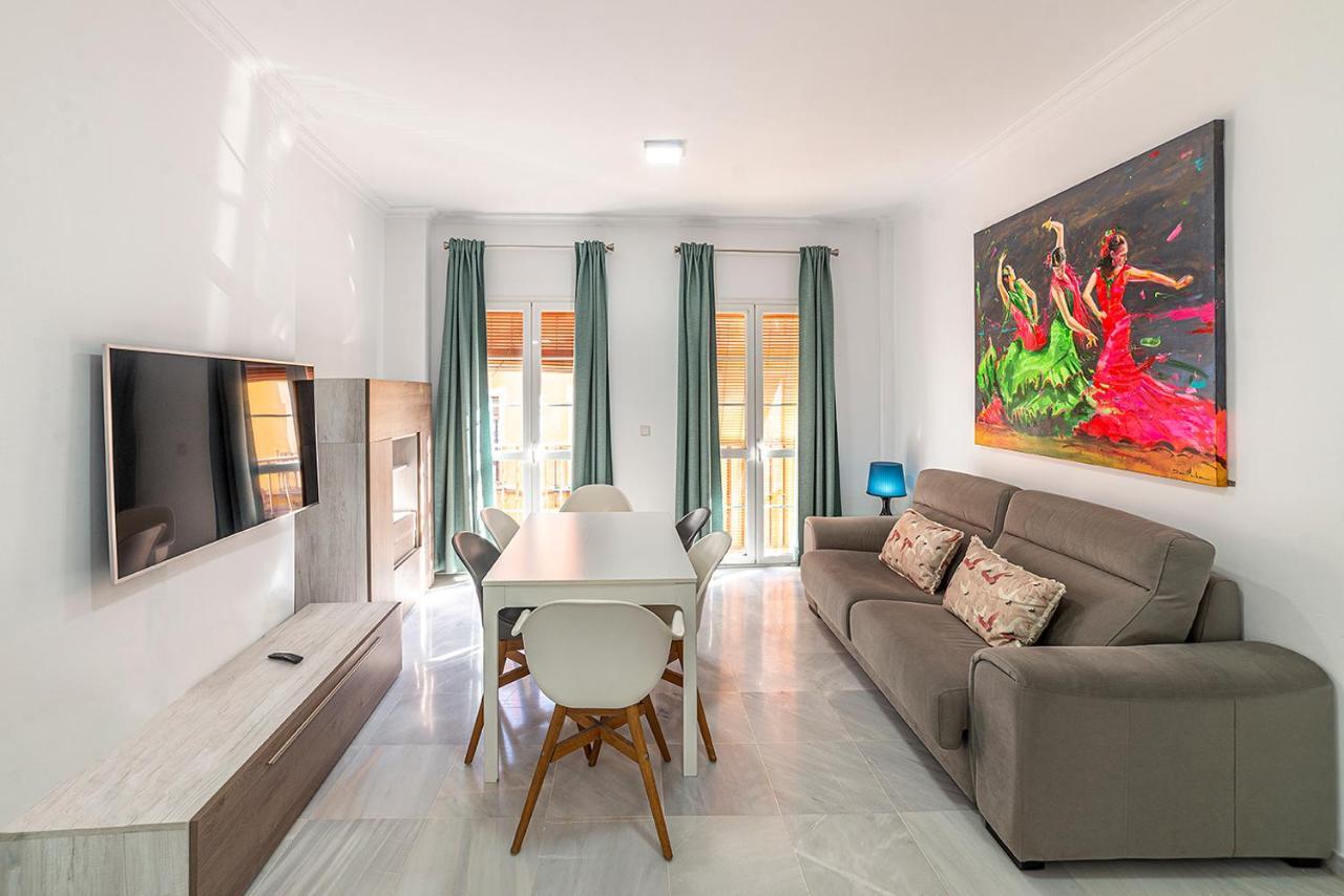 Alohamundi Feria Apartment Севиля Екстериор снимка