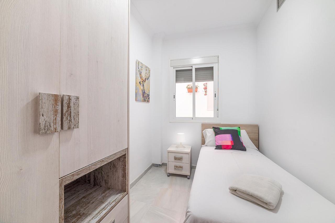 Alohamundi Feria Apartment Севиля Екстериор снимка