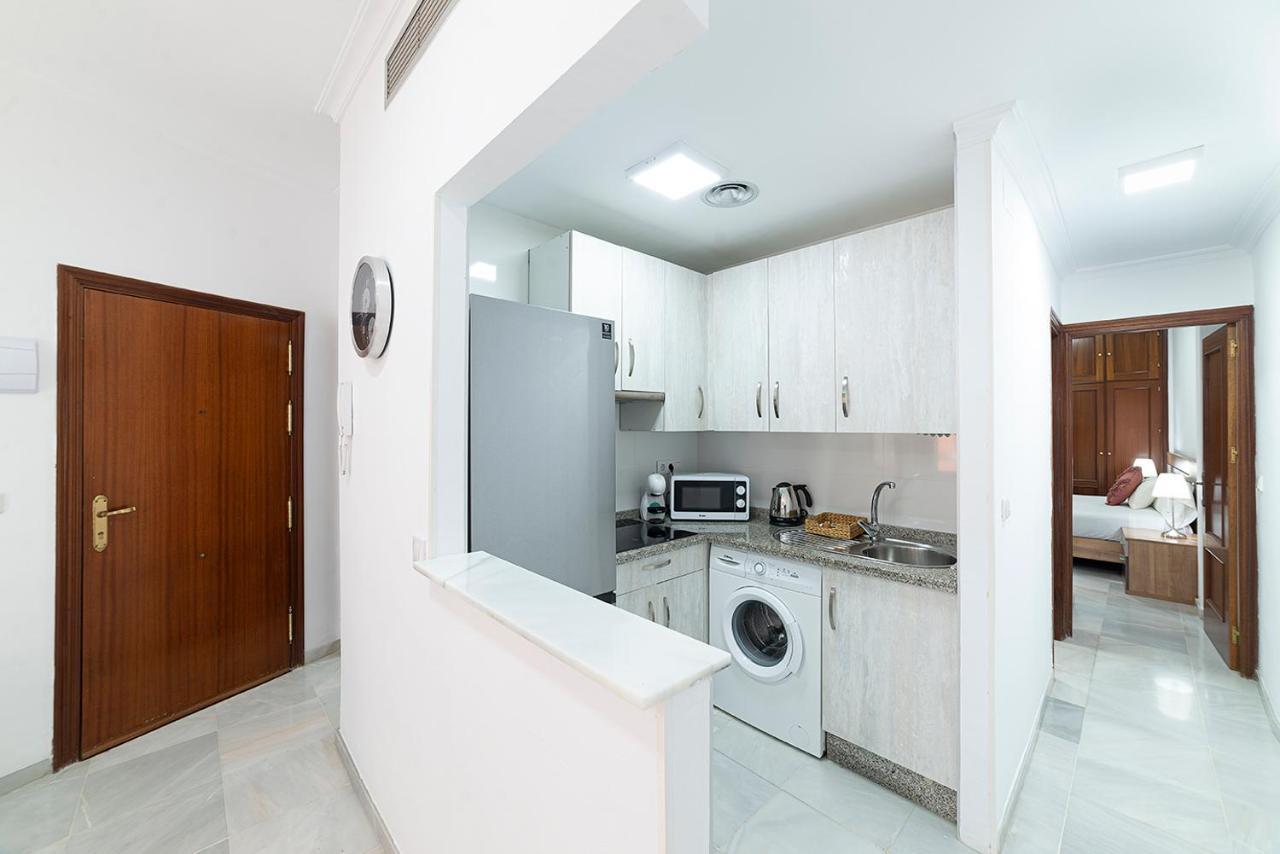 Alohamundi Feria Apartment Севиля Екстериор снимка